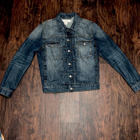 Denim jacket - Picture 2 of 3
